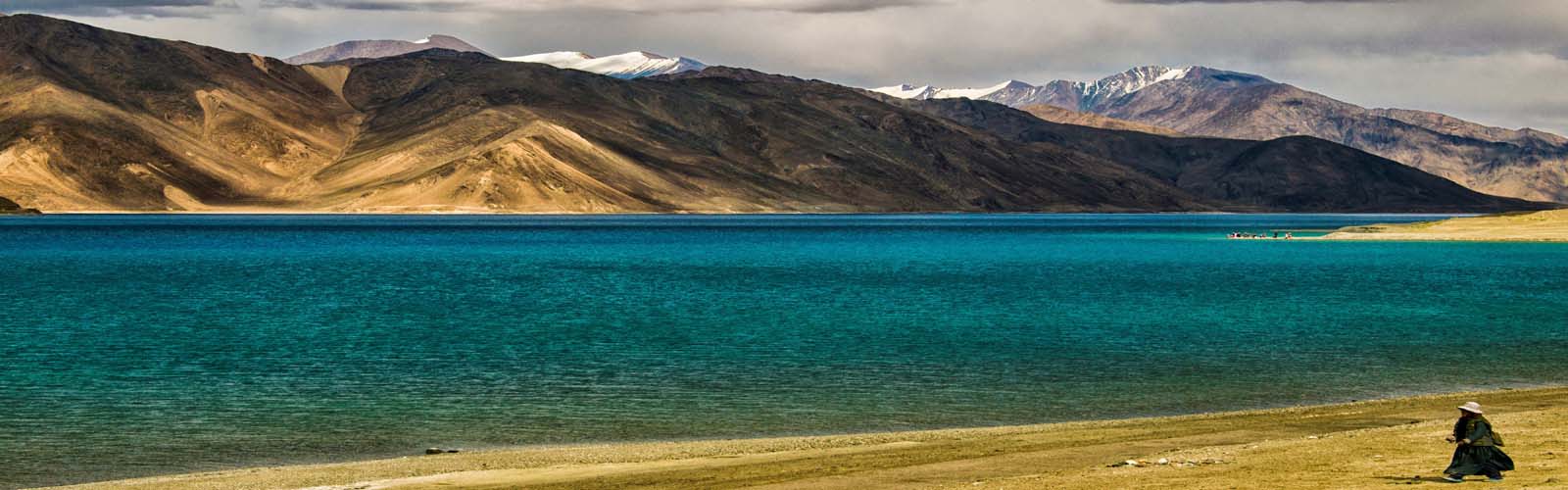 best Travel Agent in Srinagar