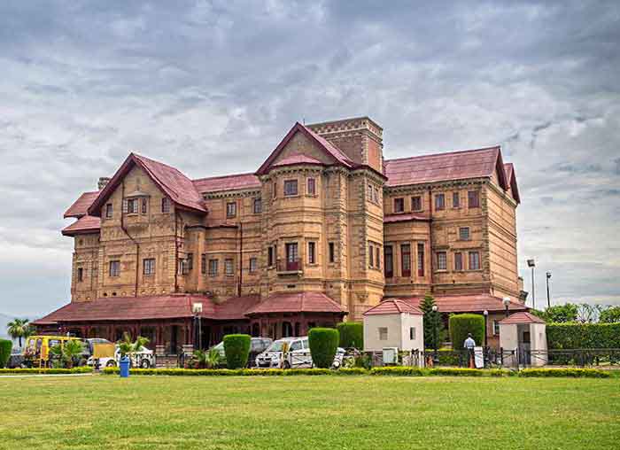 travel Agent in Srinagar