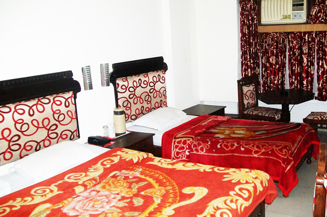 Hotel Green Hill Residency Patnitop