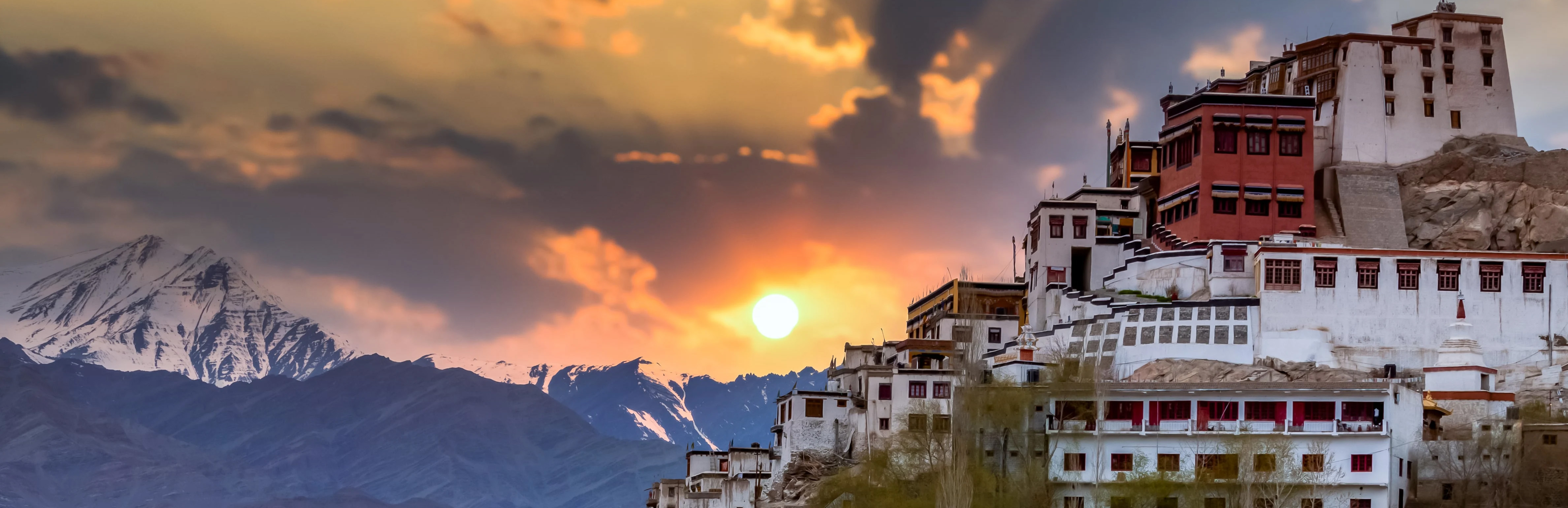 tour operator in pahalgham