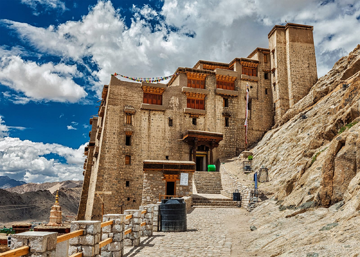 Katra to Srinagar Tour